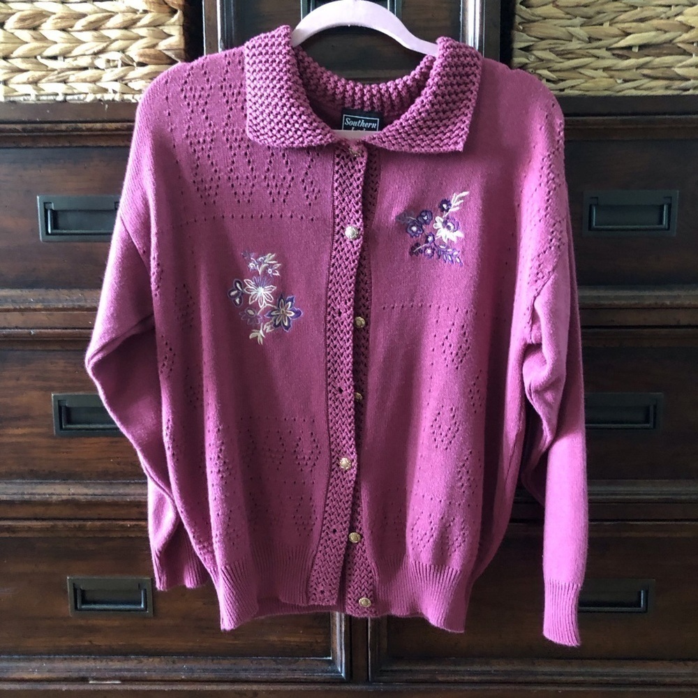 Vintage Southern Lady knit & embroidered button up Cardigan sweater in size L